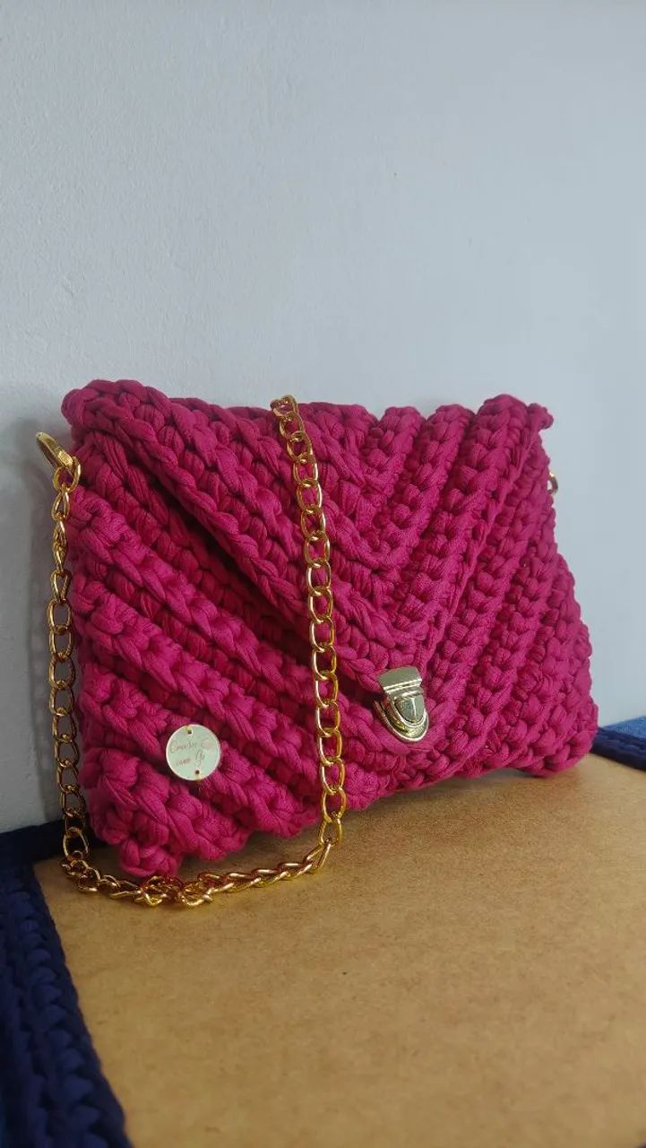 Bolsa moderna em croche
