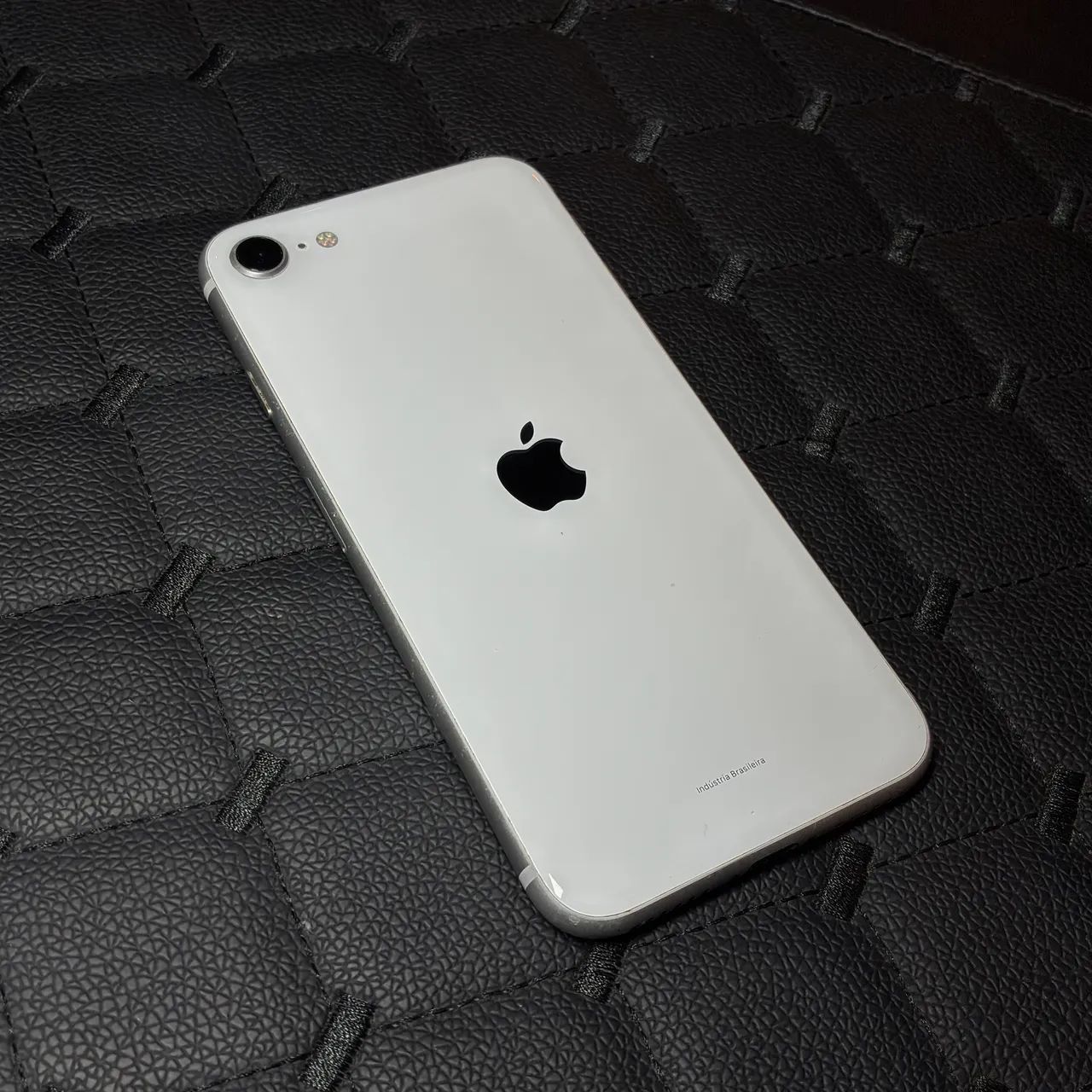 iPhone SE 2 - Celulares e Smartphones - Centro, Mesquita