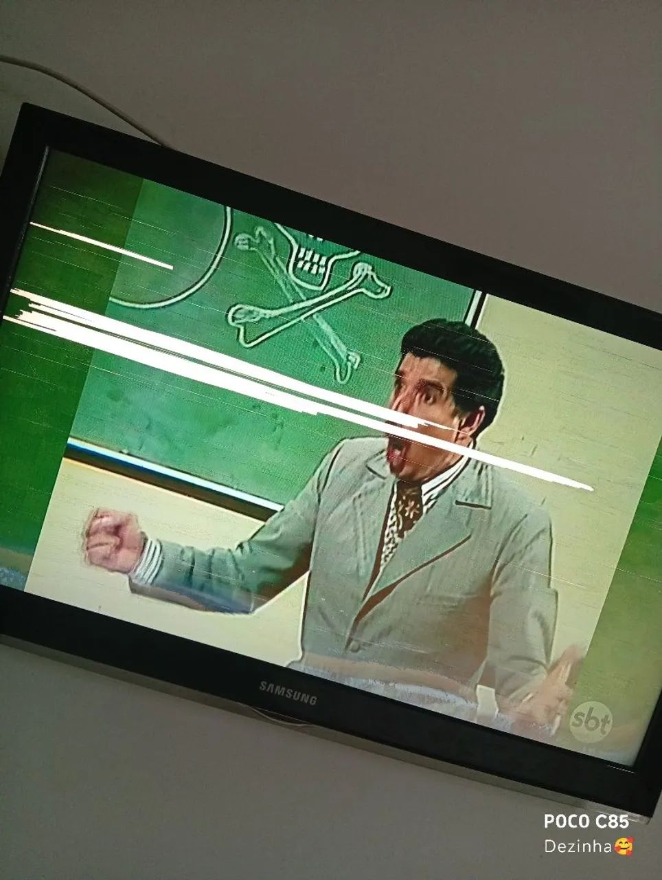 TV de LED danificada na tela - Foto 2