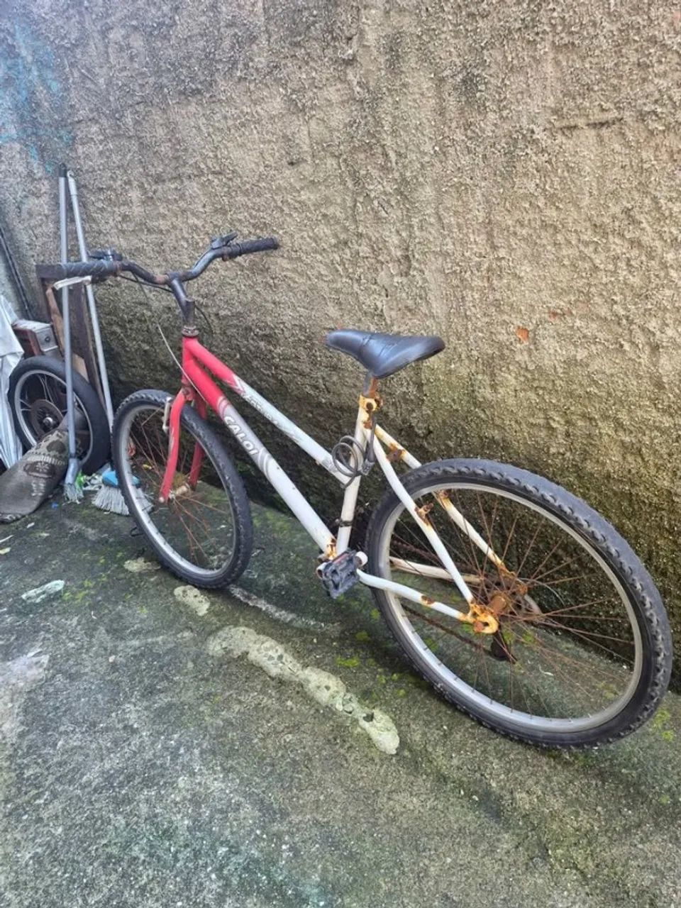 Duas Bicicletas usadas  - Foto 5
