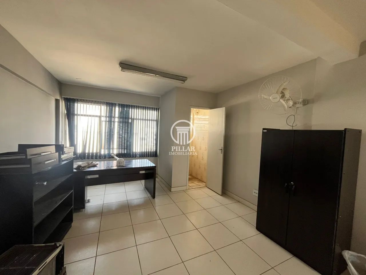 SALA COMERCIAL PARA LOCAÇÃO NO CENTRO - MONTES CLAROS MG - Foto 4