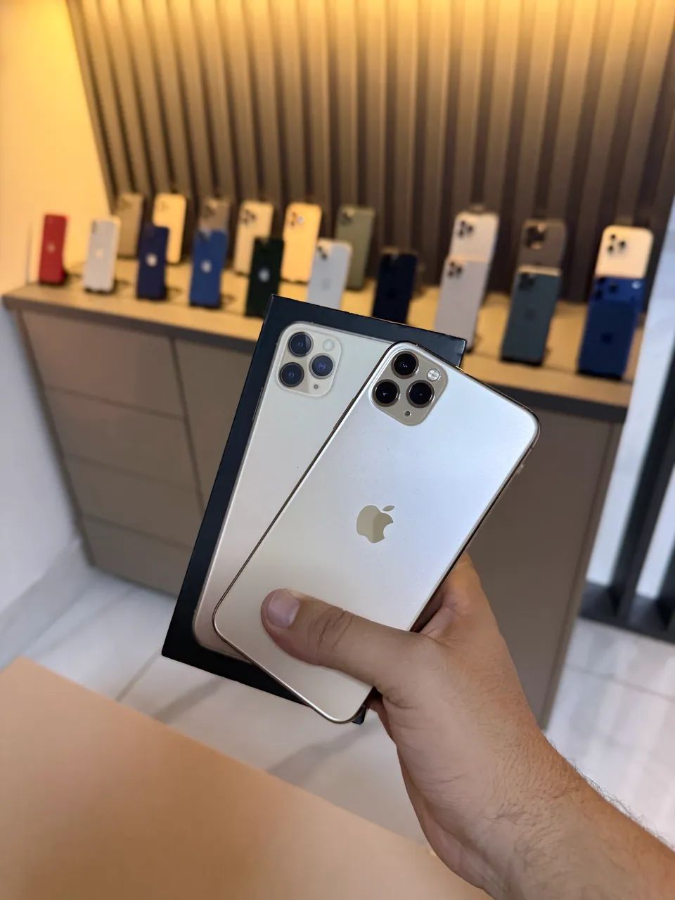 iPhone 11 Pro Max 64 gigas completo caixa 