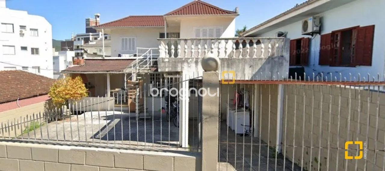 Casa com 5 dormitórios na Trindade - Florianópolis - Foto 3