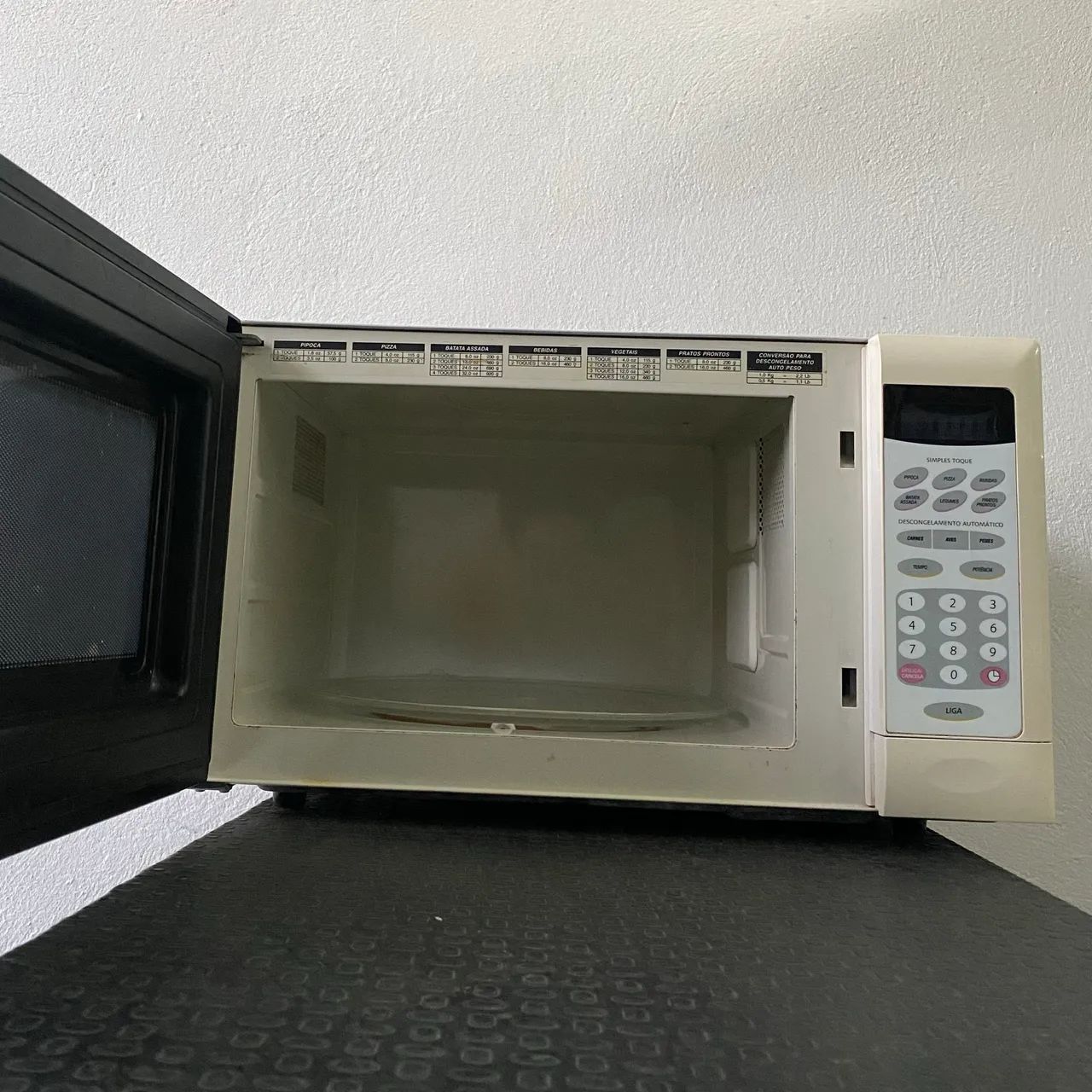 Microondas Continental 30L - SEMINOVO - Foto 3