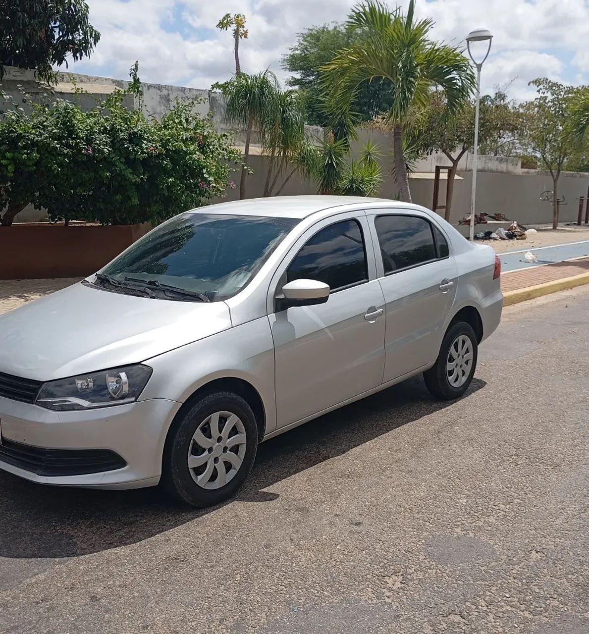 Volkswagen Voyage TRENDLINE 1.6 T.FLEX 8V 4P 2016
