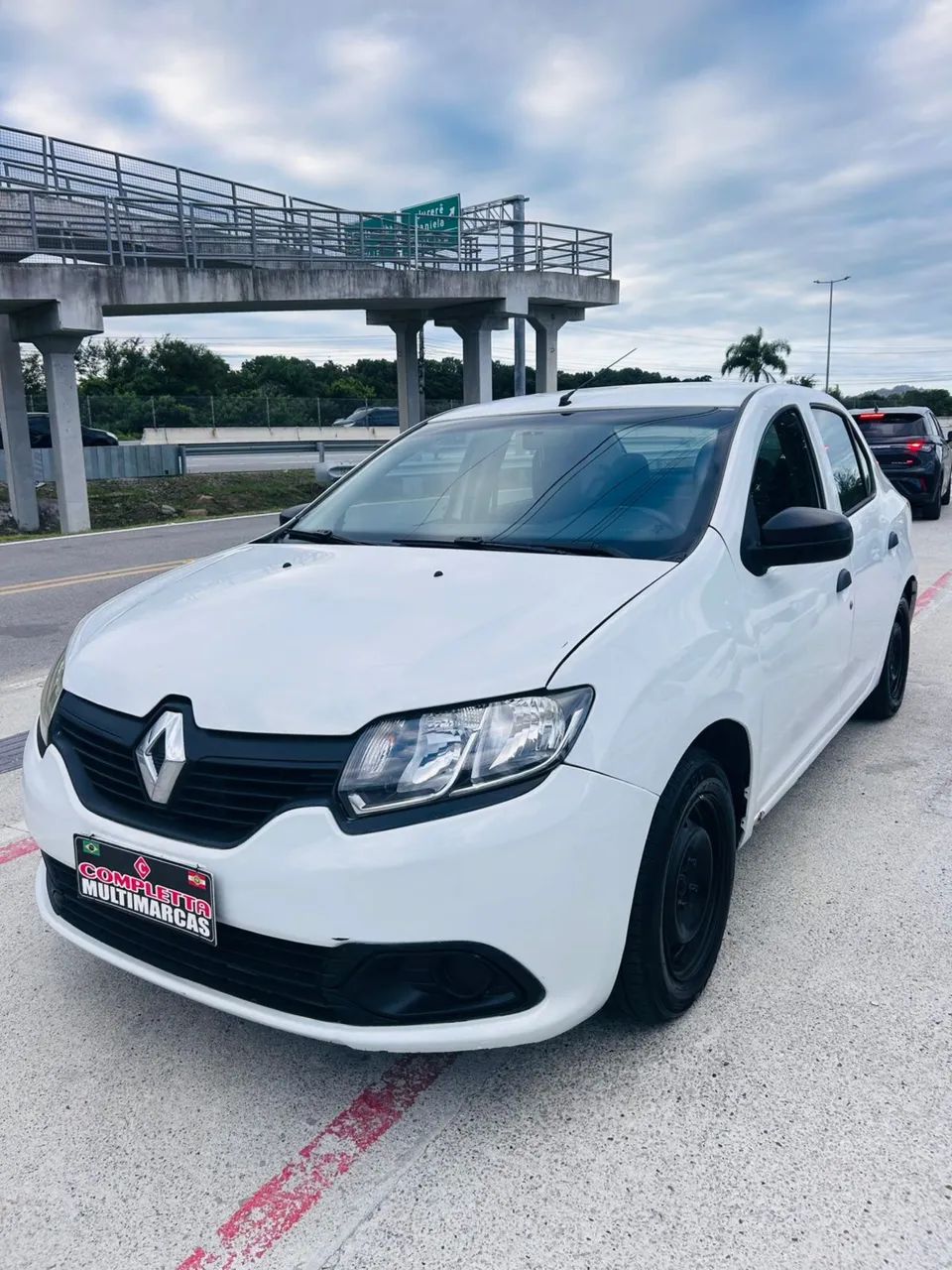 Renault Logan Authentique Hi-flex 1.0 16V 4P 2015