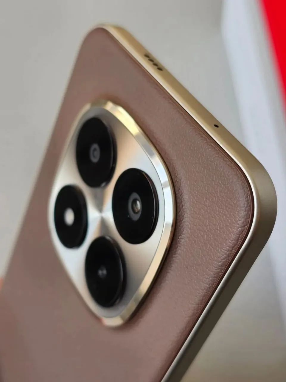 Redmi 15 PRO PLUS 5G de 256gb 8 RAM  - Foto 4