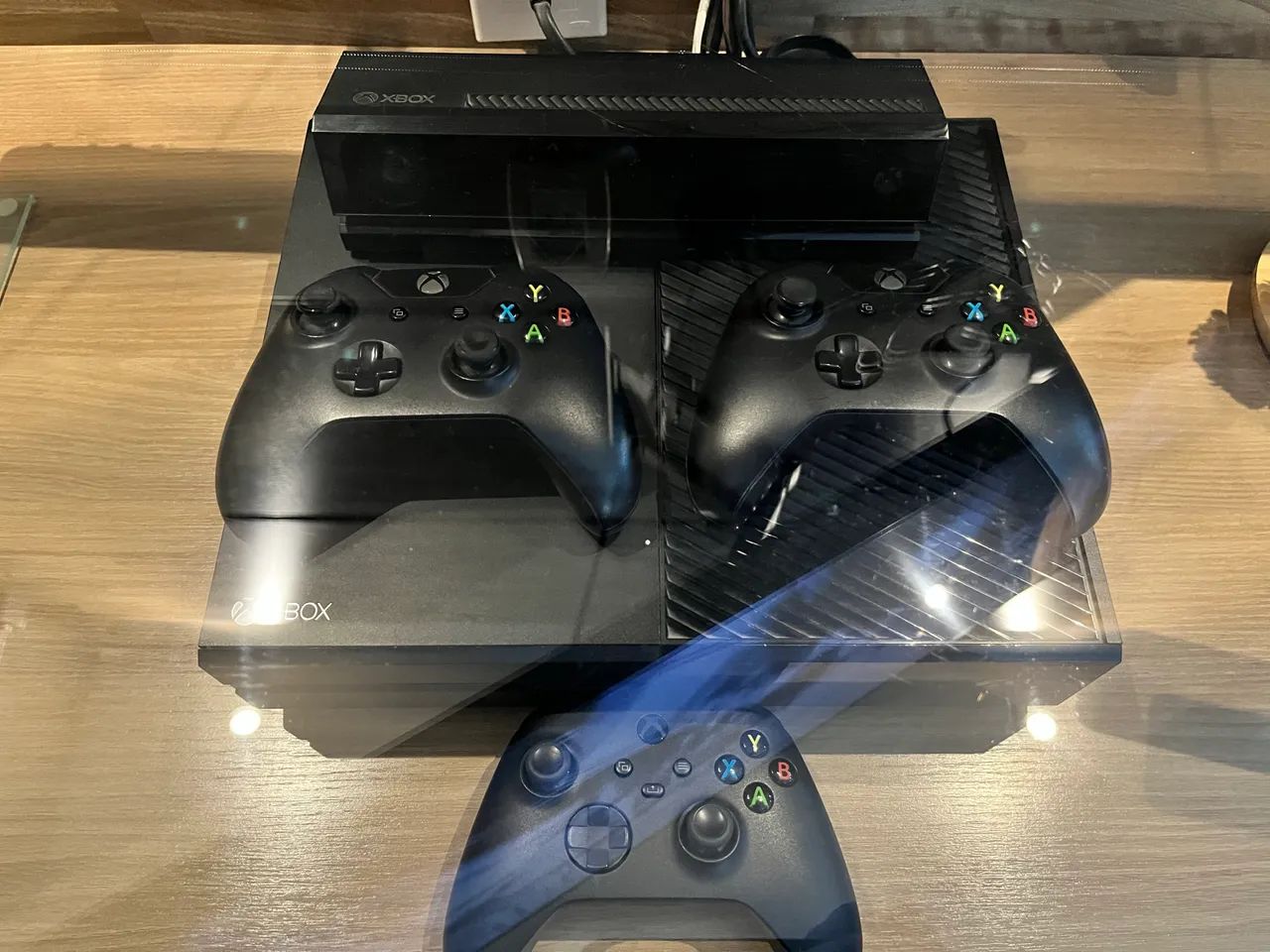 X-Box One com Kinect, 3 Controles e 6 Jogos - Foto 2