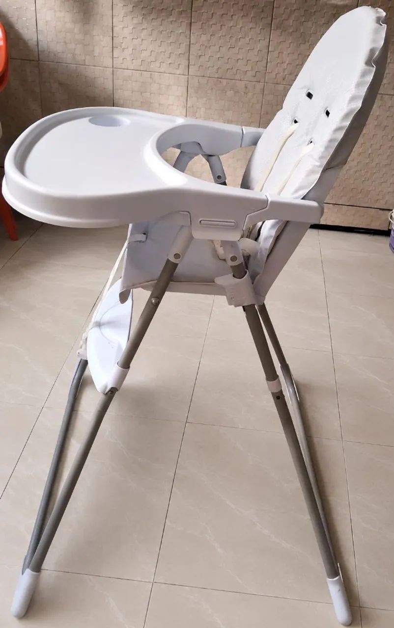 Cadeira de alimentação.  - Foto 2