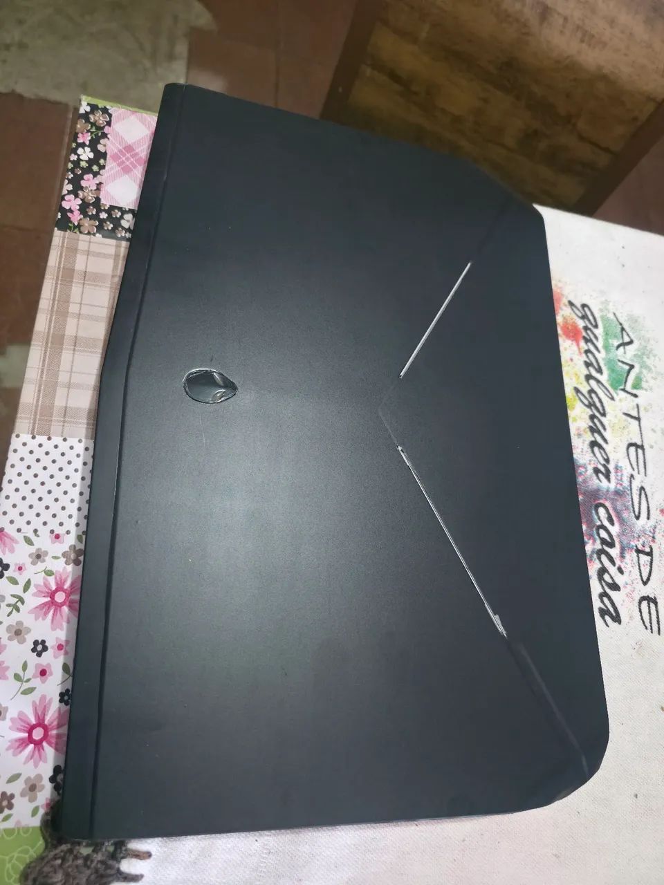 Carcaça completa com tela e bateria e teclado notebook dell alienware 15 r2  4°th 