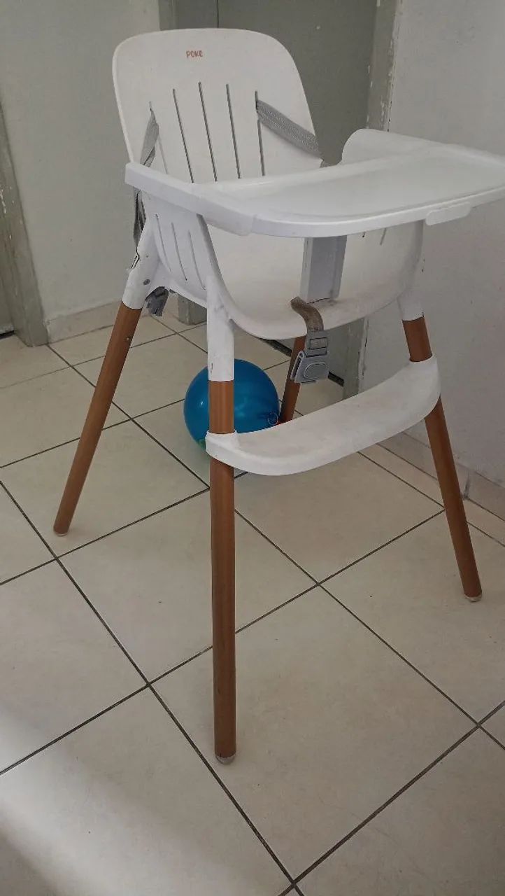 Cadeira de alimentação 
