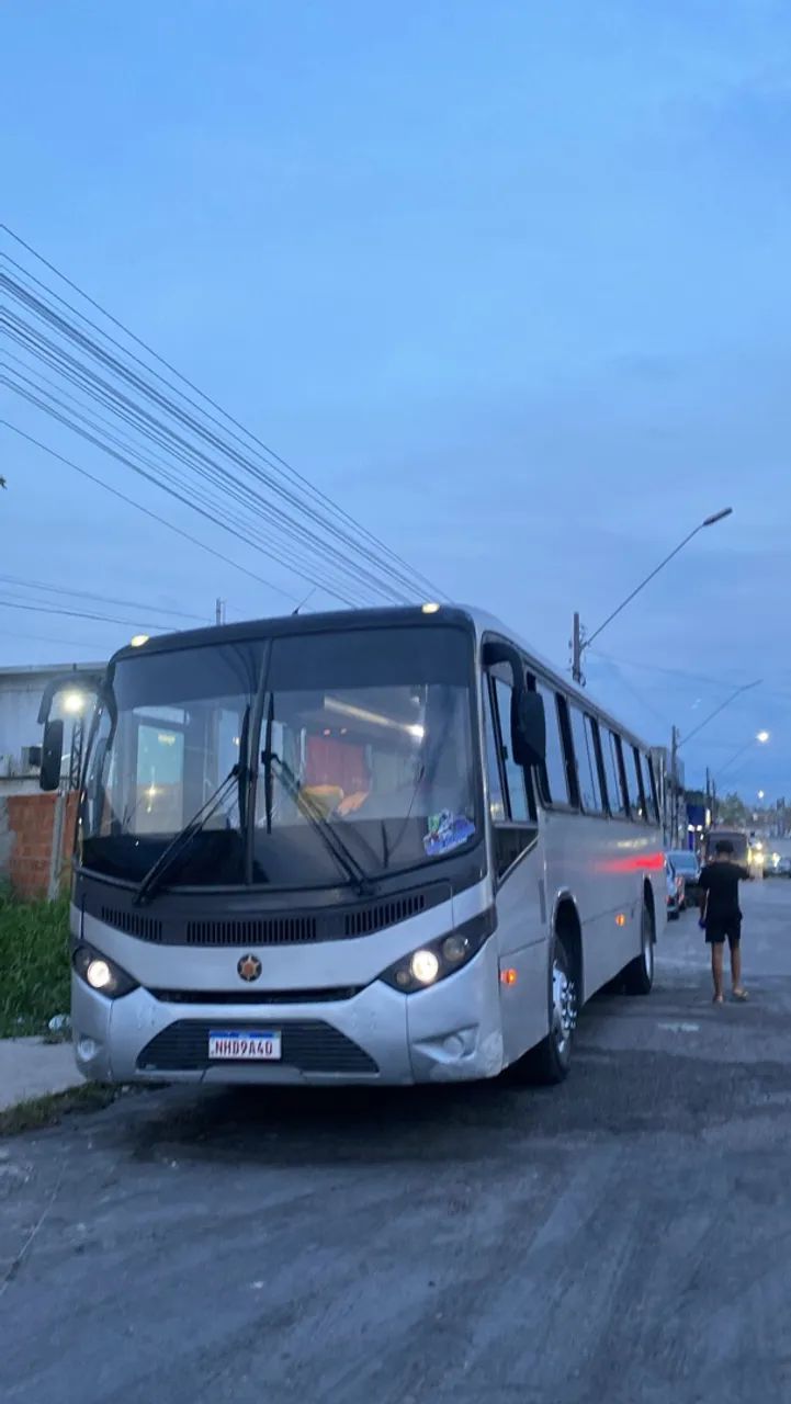 Ônibus sinior mídi