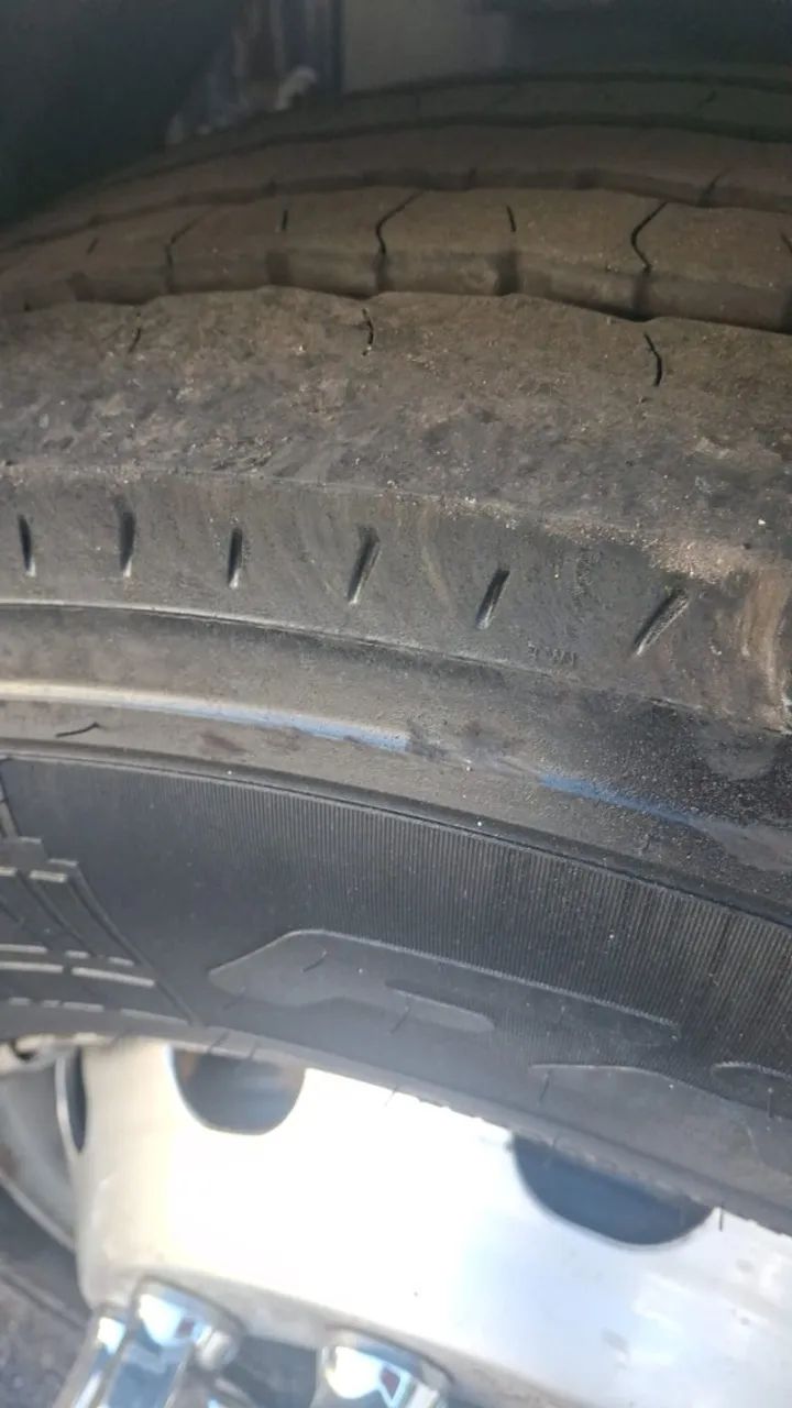 Volvo VM 310 - Foto 4