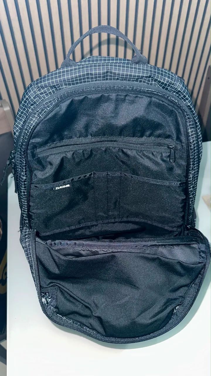 Mochila da marca Dakine - Foto 3