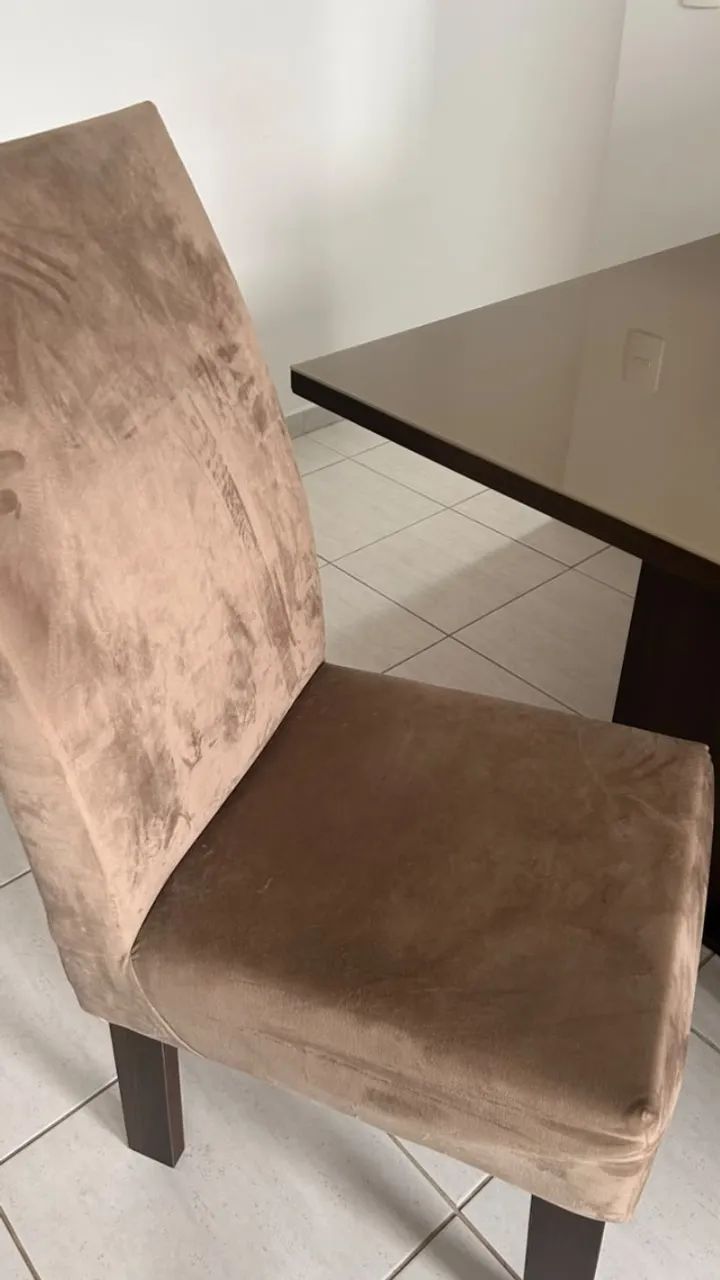 Mesa de Jantar de Vidro com 4 Cadeiras Estofadas - Foto 3