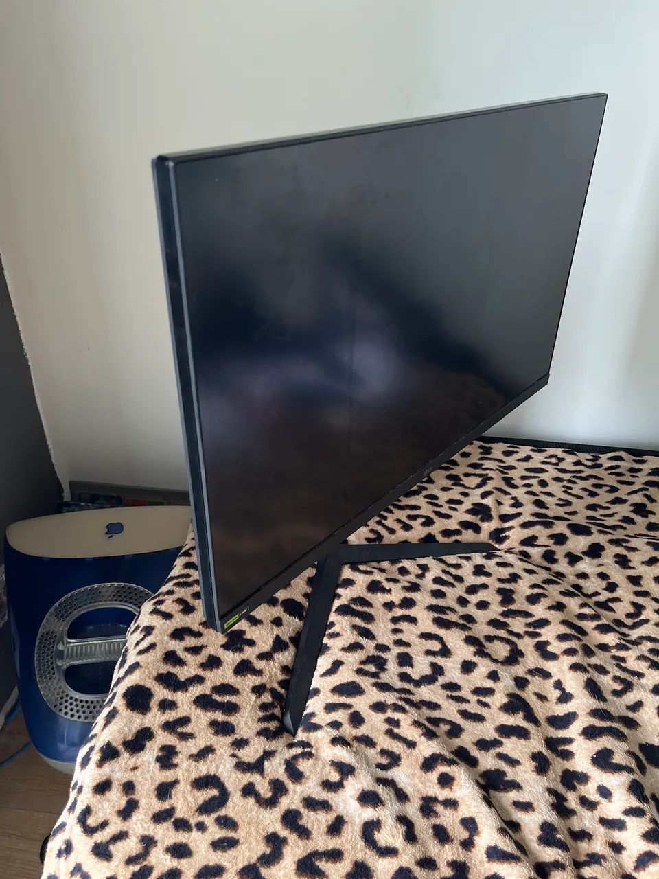 Monitor Gamer LG UltraGear 27 POLEGADAS 144Hz - Tela Danificada  - Foto 5