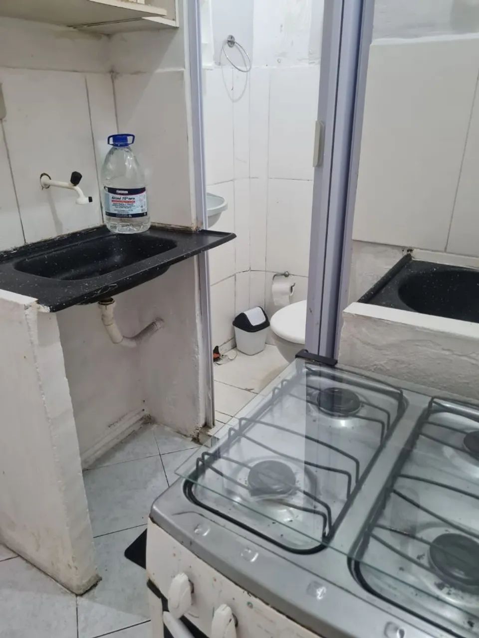 Aluga-se Kitnet para 1 morador mobiliado - Foto 3