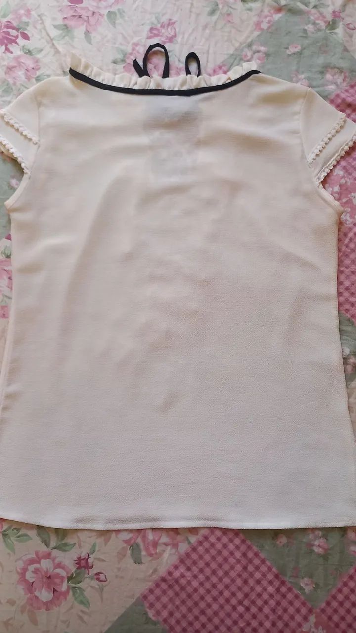 Blusa com renda - Foto 4
