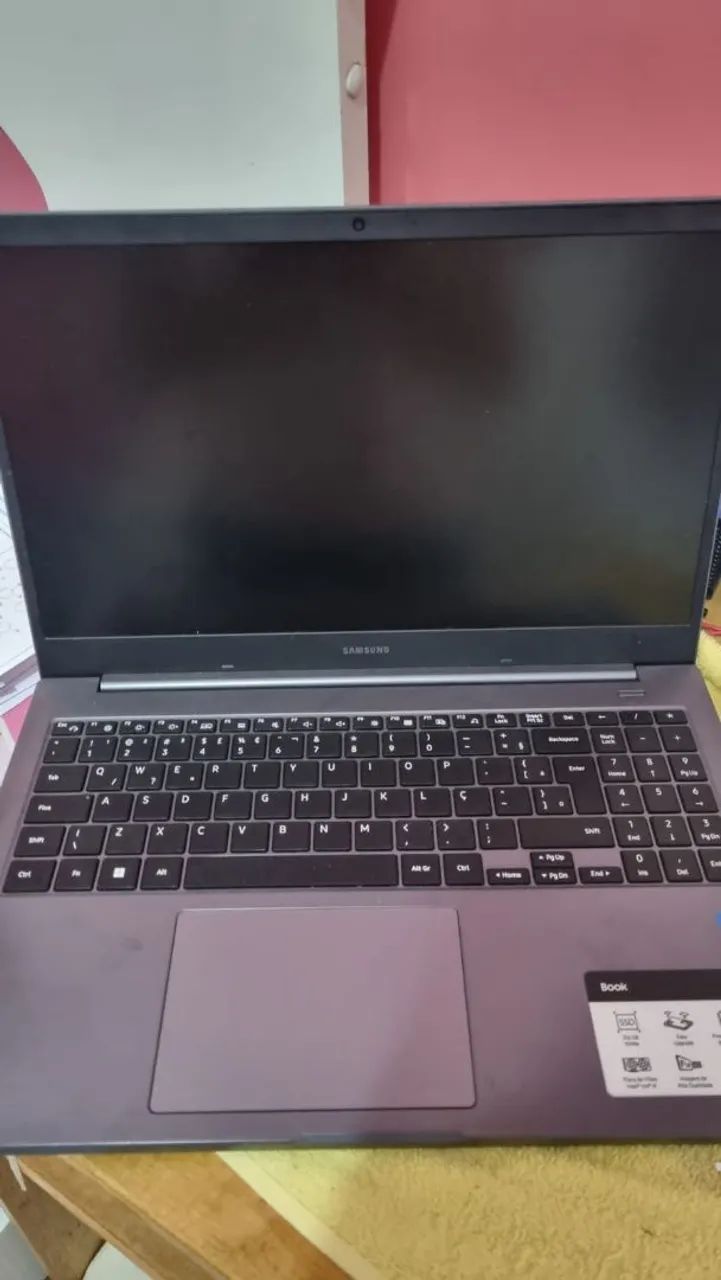 Vendo Notebook Samsung FULL HD