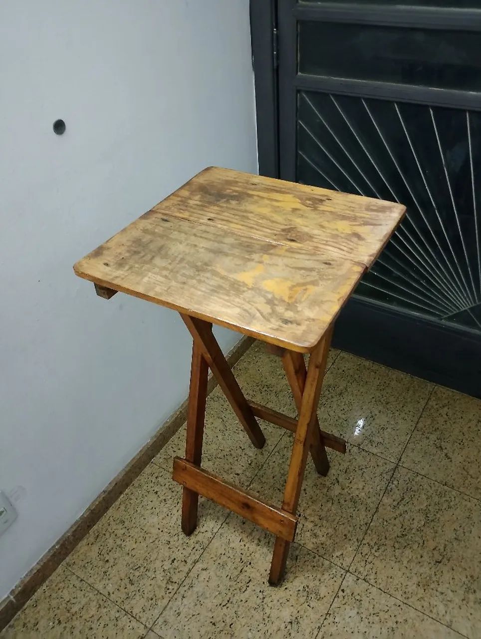 Mesa bistrô alta dobrável