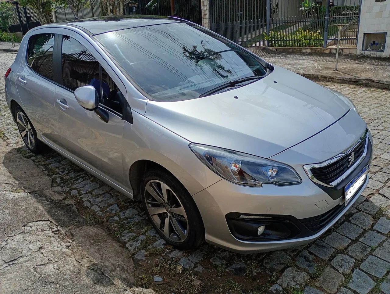 Peugeot 308 2016