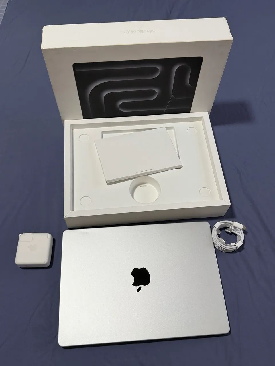 Apple MacBook Pro 14 M3 Pro 18GB 512GB Prata - Notebooks - Bessa