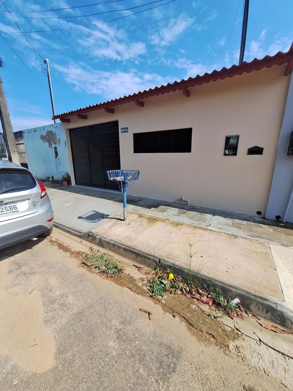 Casa no bonsucesso 