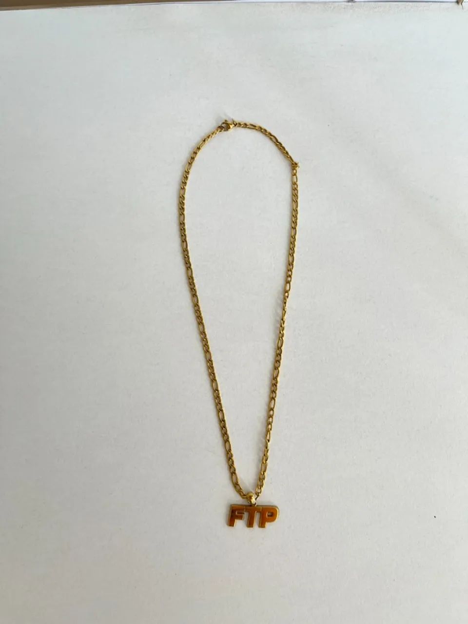 Corrente FTP Plated Micro Logo Chain Gold - Acessórios - Parque da 