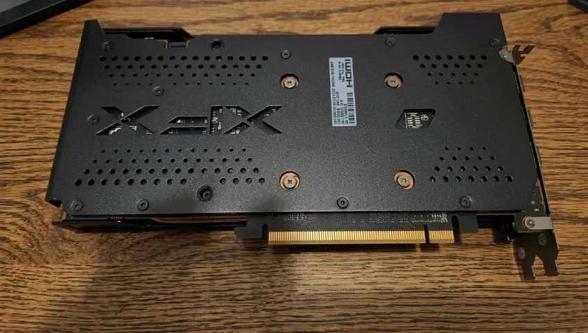 AMD XFX 6650XT 8GB - Foto 2