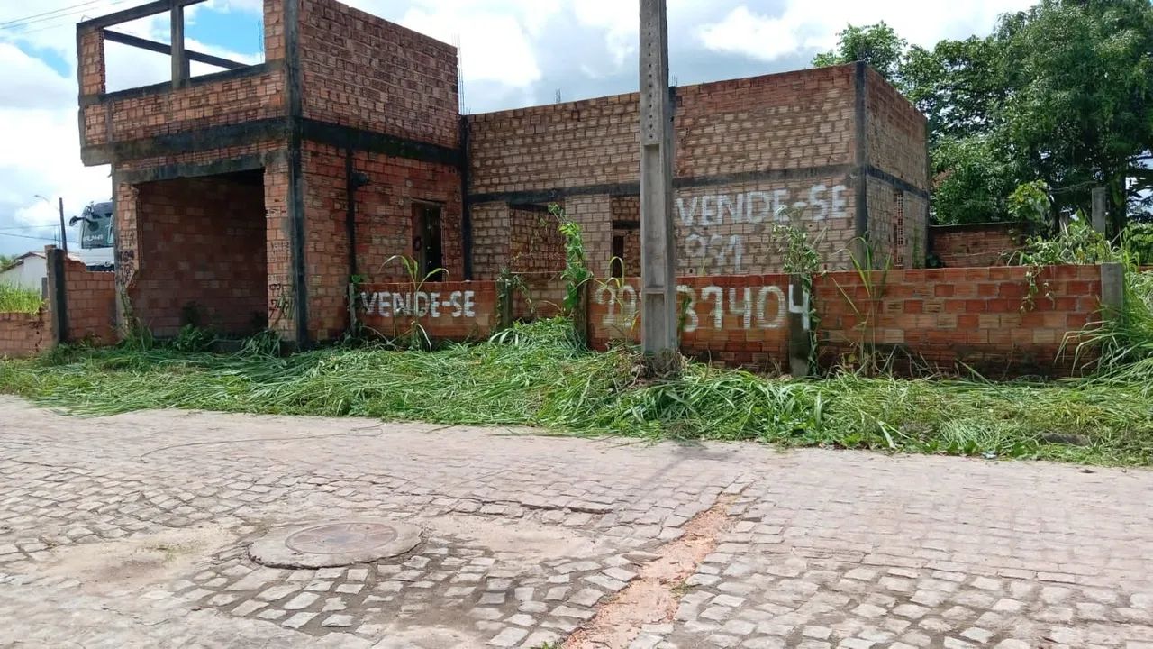 Casa em construção em Rorainópolis 
