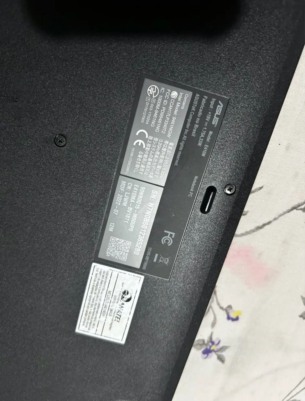 Notebook O ASUS E410M
