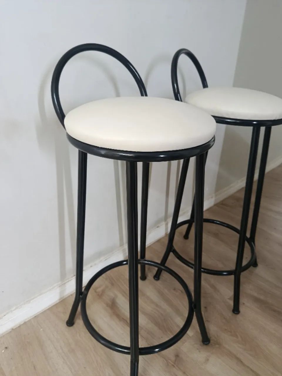 Banquetas para bancadas - Foto 3
