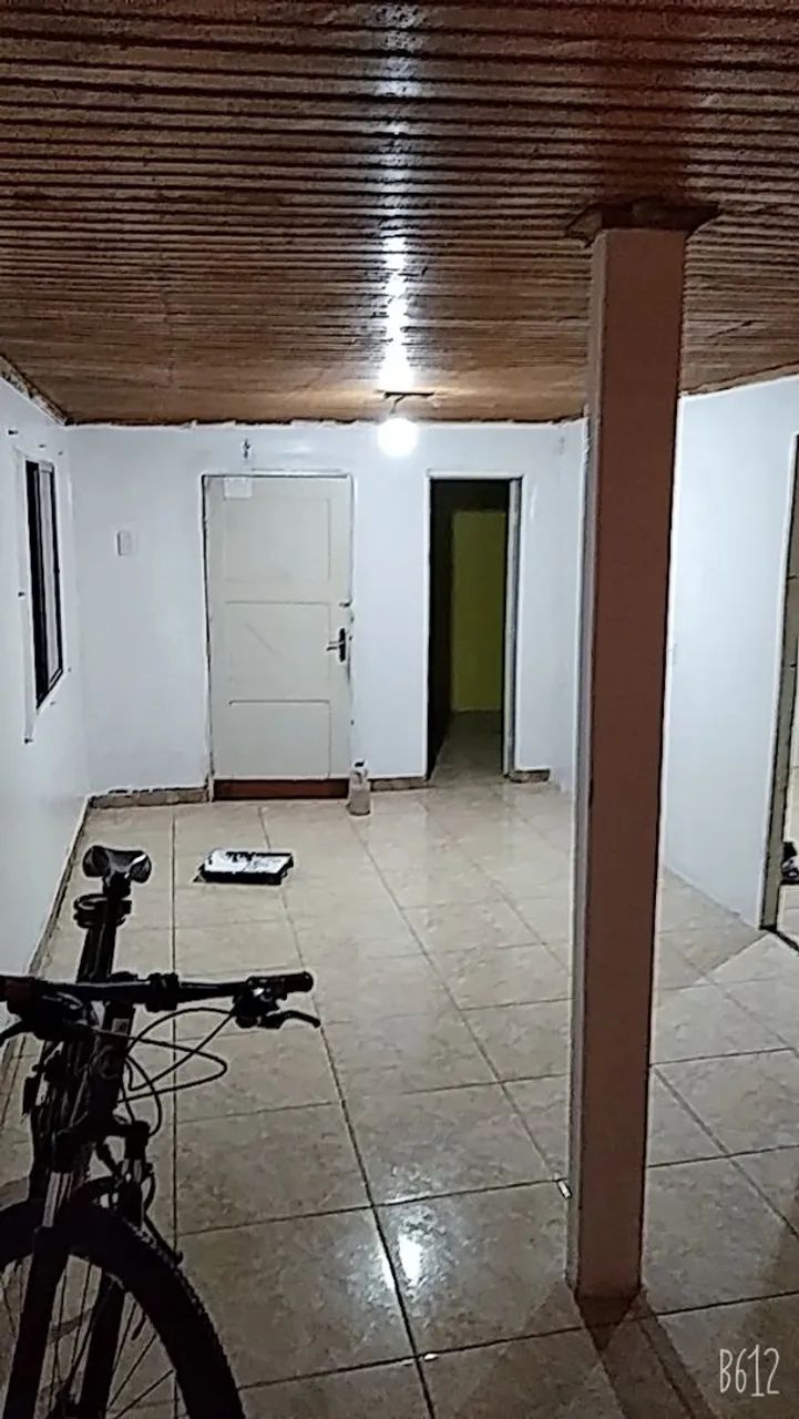 Vende-se uma casa no bairro boné azul - Foto 2