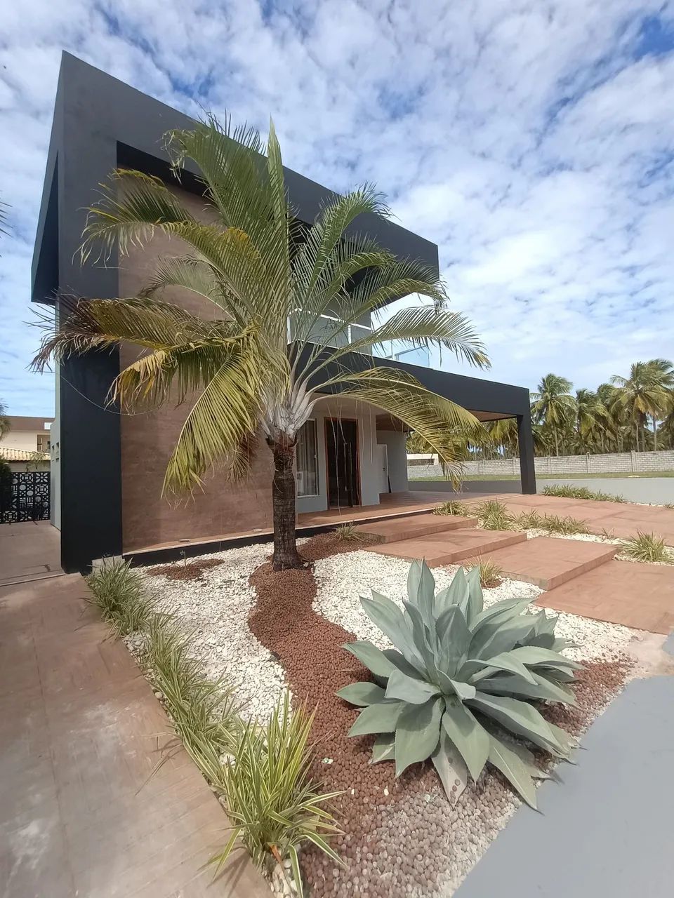 Casa com piscina no Maikai, 4 quartos, 3 suítes na Barra dos Coqueiros 