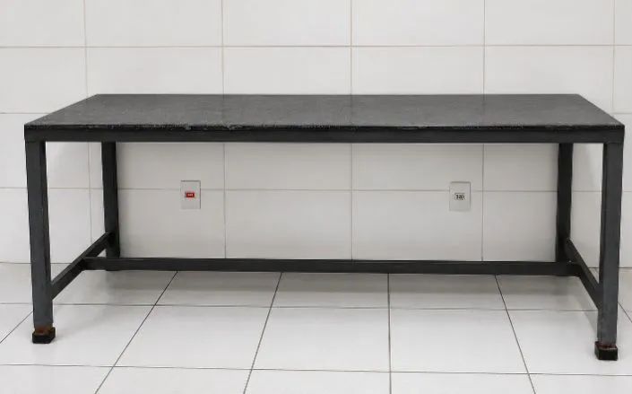 Mesa de ferro