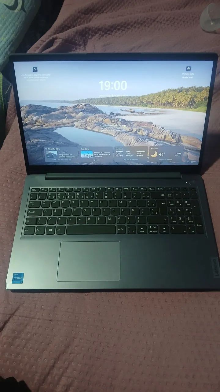 Notebook Lenovo i3