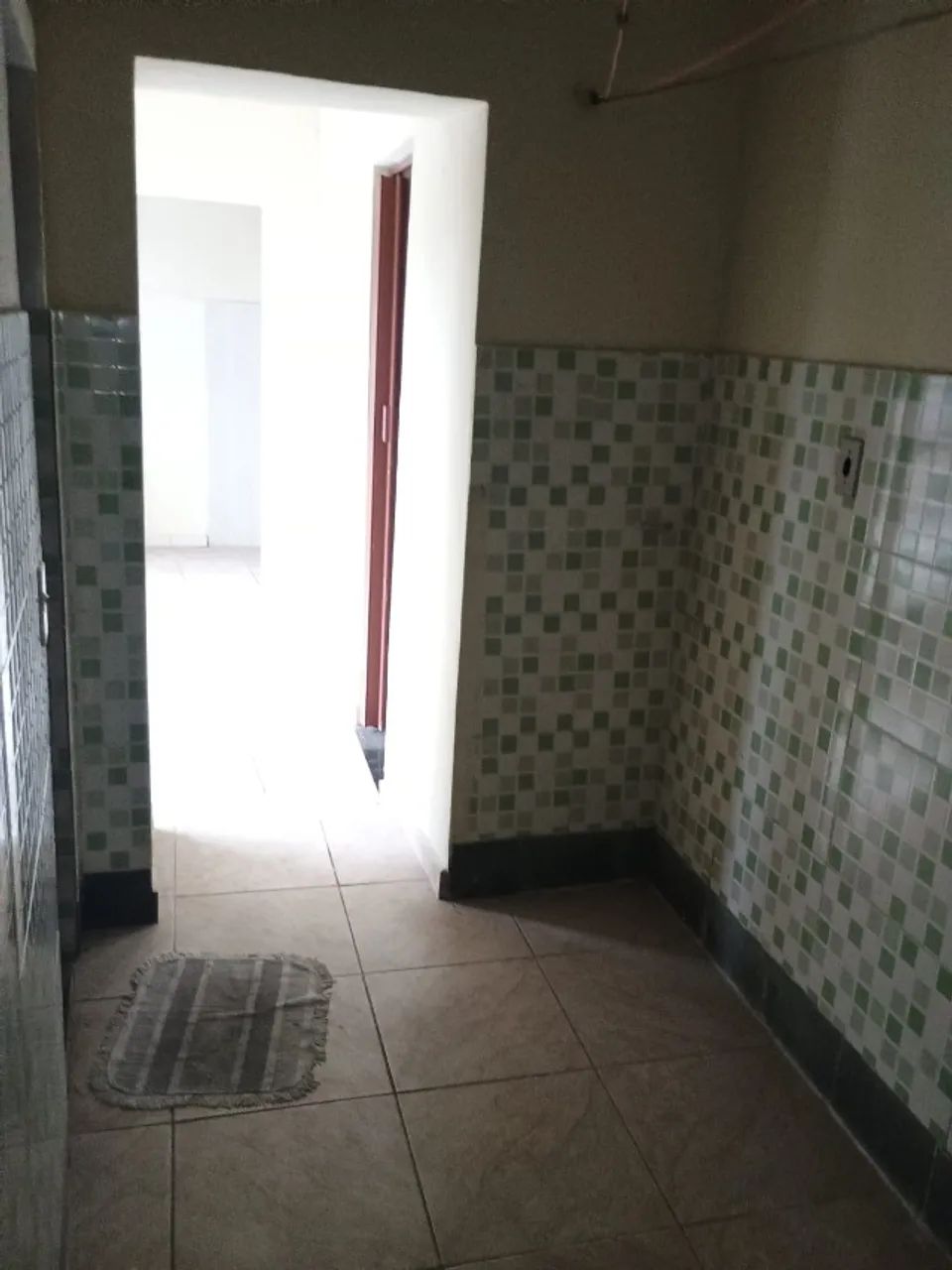 ALUGA-SE A CASA EM ANCHIETA - Foto 4