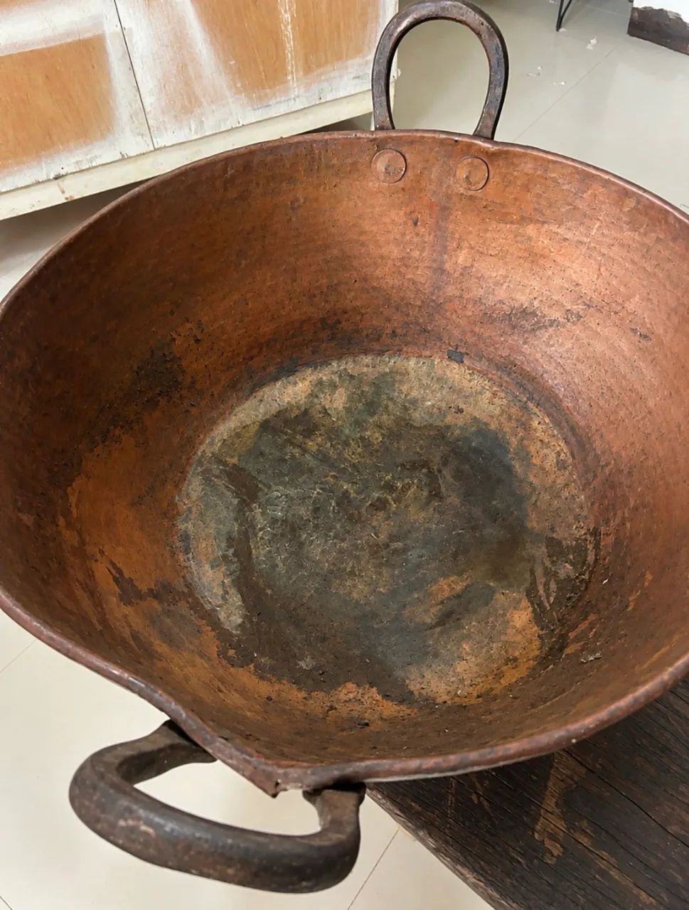 Tacho de Cobre Antigo - 54 cm