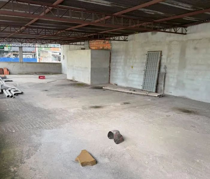 Sobreloja na Rua da Onça, 8  500 m²