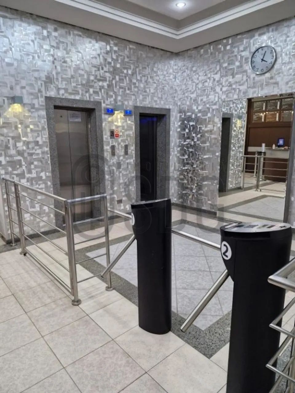 LOCACAO DE SALA COMERCIAL NO CENTRO DE CURITIBA - Foto 4
