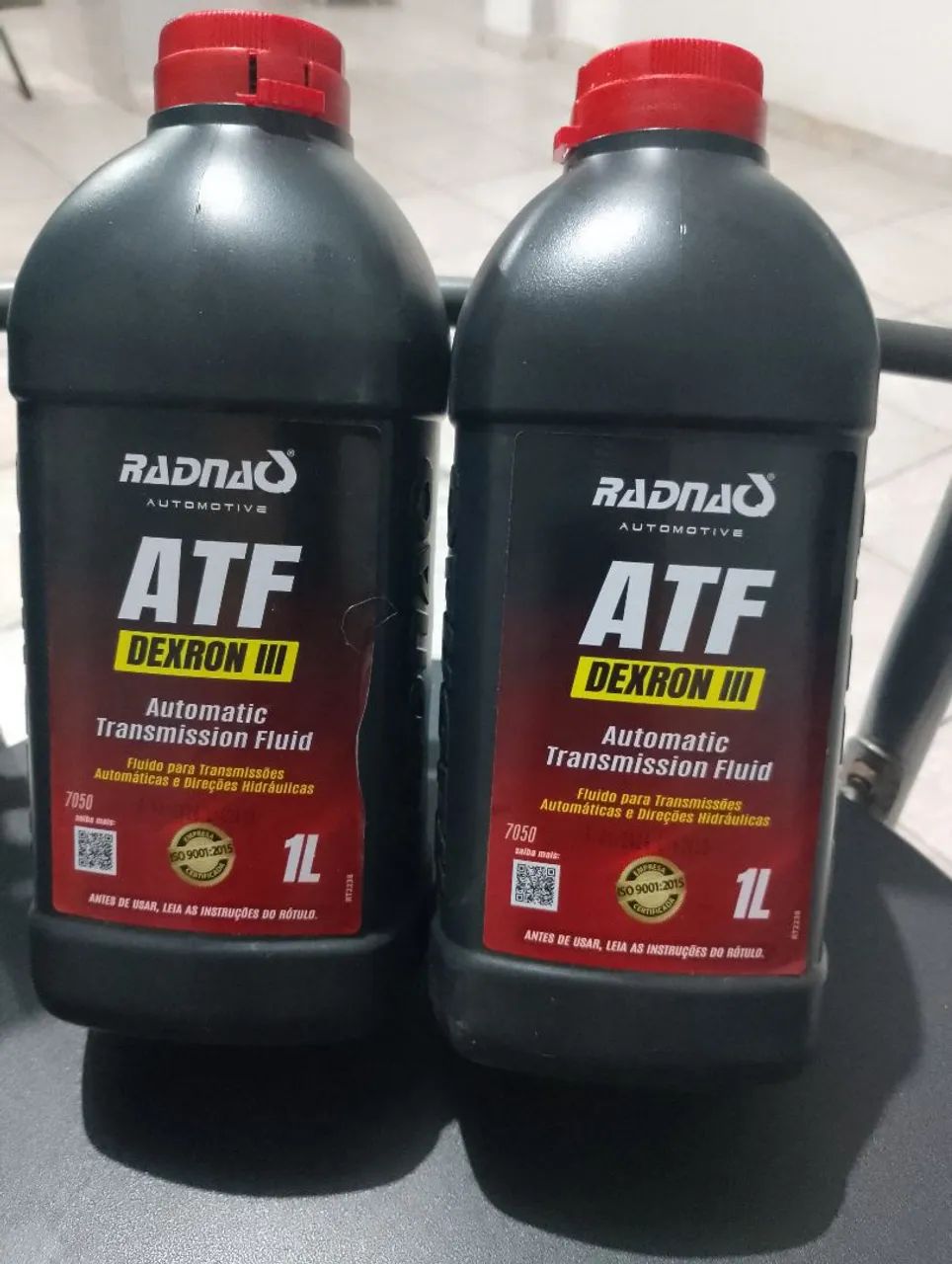 Fluindo para transmissão automática e direção hidráulica ATF DEXRON III RADNAQ conteúdo 1  - Foto 4