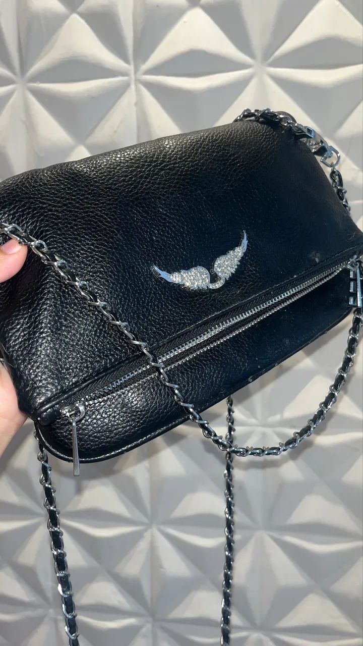 Bolsa feminina com alça de corrente - Preto