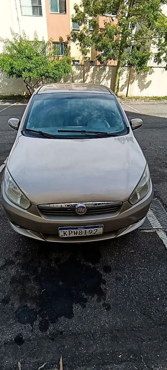 Fiat Grand Siena Grand Siena ESSENCE 1.6 Flex 16V 2014