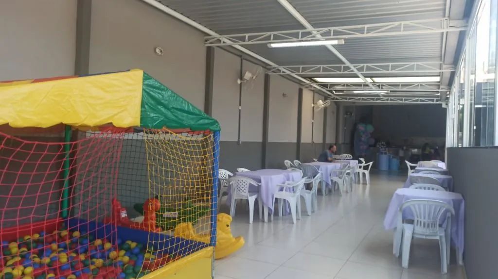 Espaço para festas à venda, 220 m² por R$ 870.000,00- Ernani de Moura Lima - Londrina/PR - Foto 3