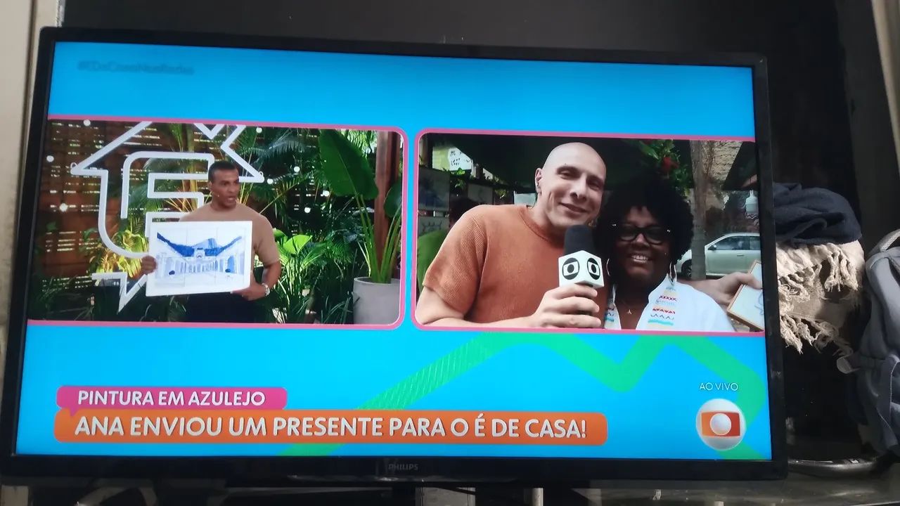 Vendo tv smart antiga 47 polegadas.