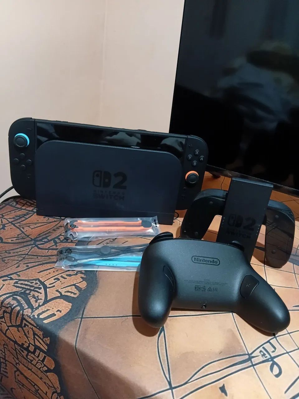 Nintendo Switch 2 e Pro Controller 2 (Na garantia) - Foto 2