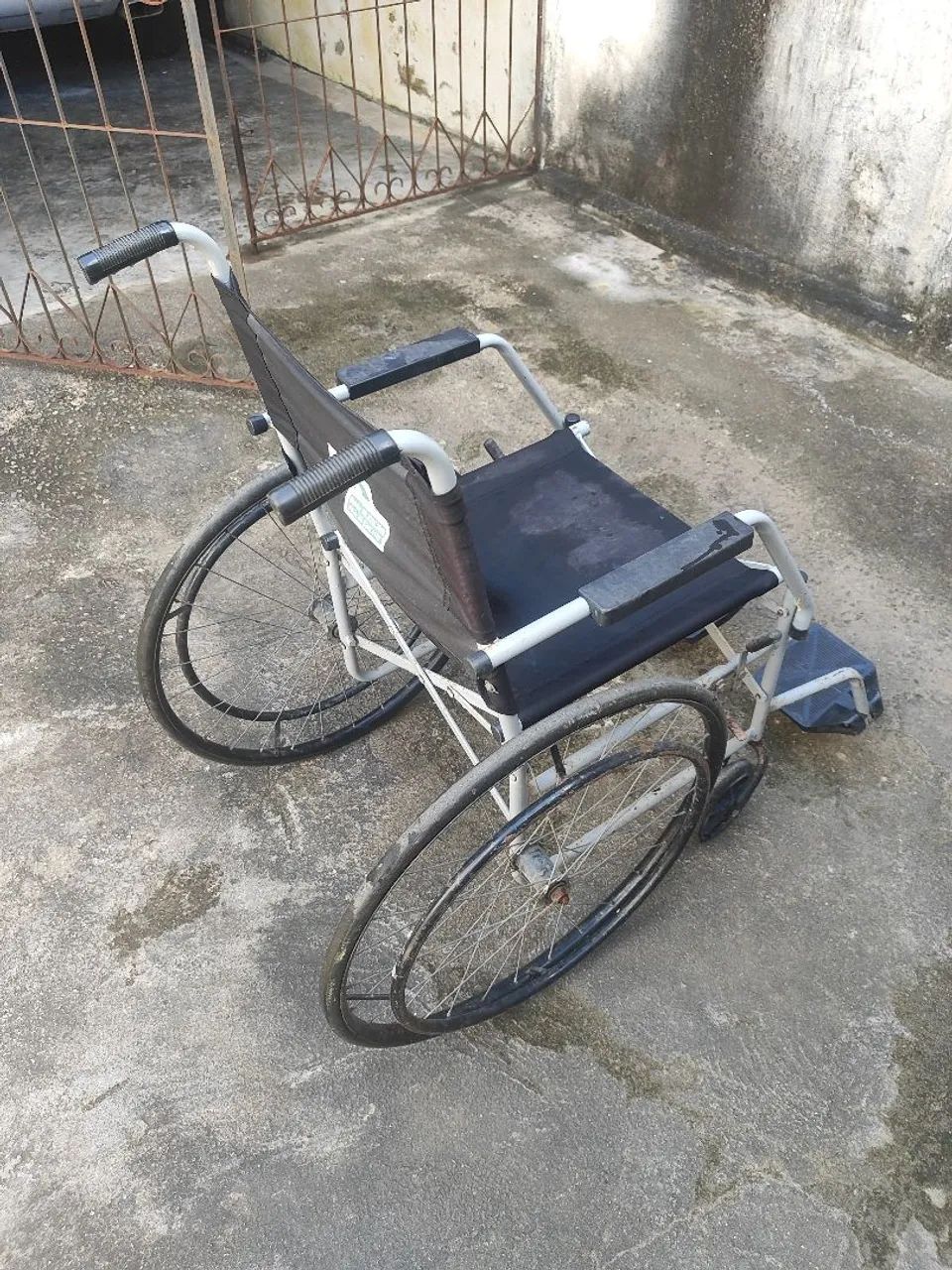 Cadeira de Rodas - Foto 4