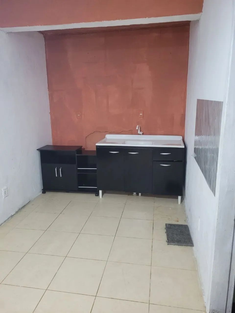 ALUGA-SE CASA - DIRETO COM O PROPRIETÁRIO - Foto 3