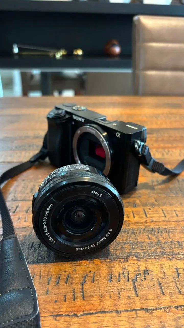Câmera Sony A6000 + Lente Sony 16-50mm - Foto 2