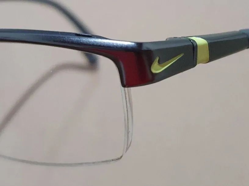 Armação óculos Nike TITÂNIO original